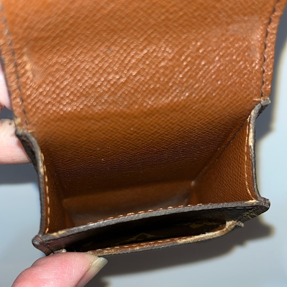 Louis Vuitton LV Vintage Cigarette Holder - Picture 5 of 14